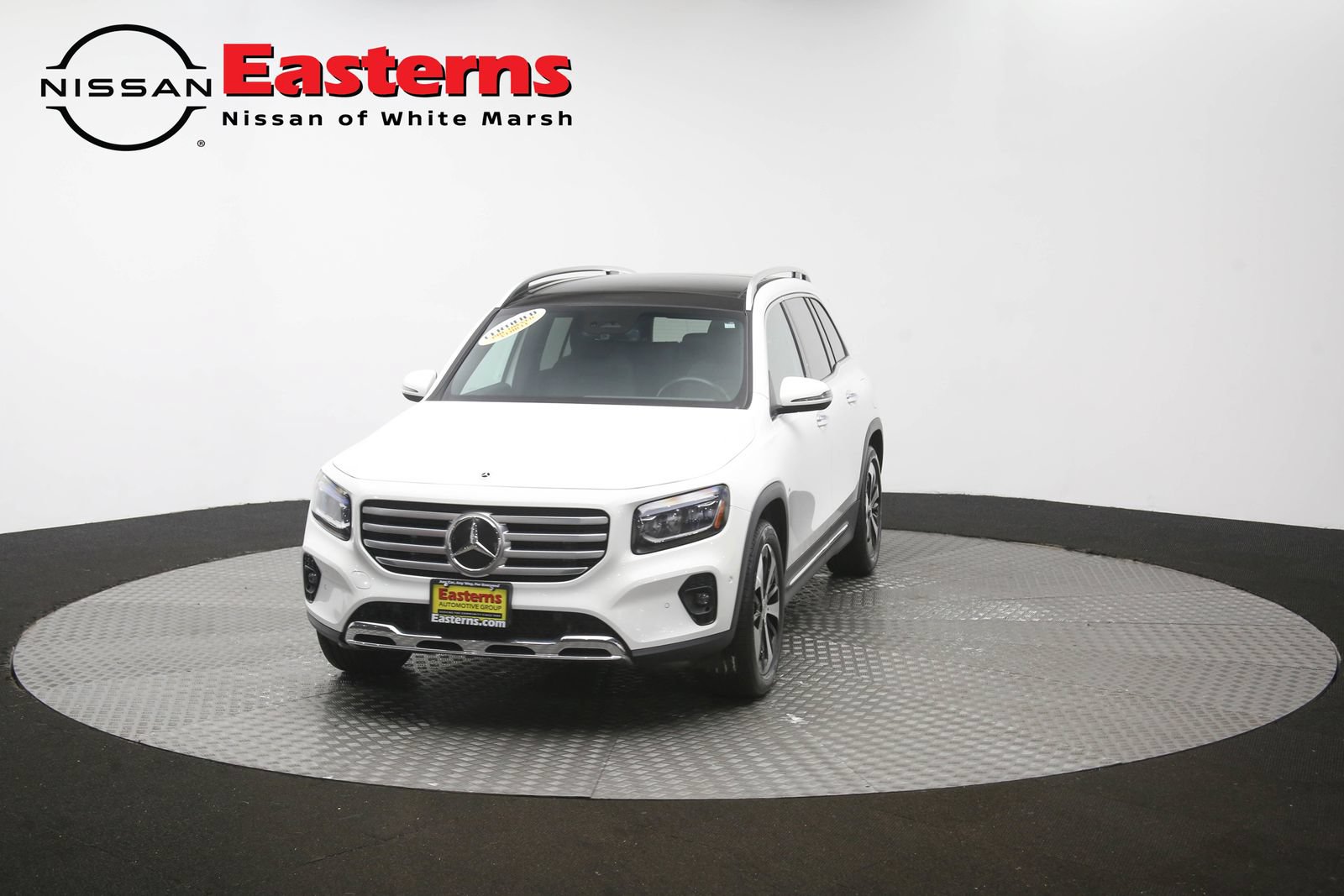 Used 2025 Mercedes-Benz GLB 250 w/ Exclusive Package image 56