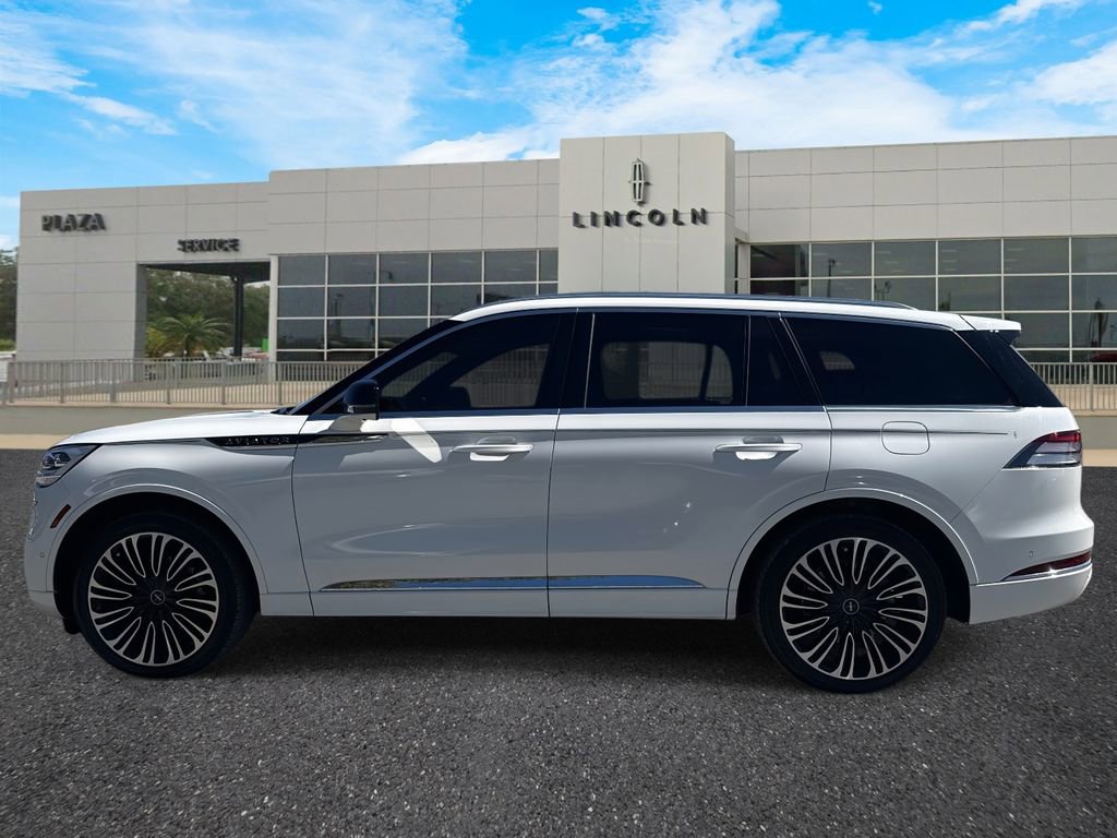 Certified 2024 Lincoln Aviator Black Label AWD/4WD image 6