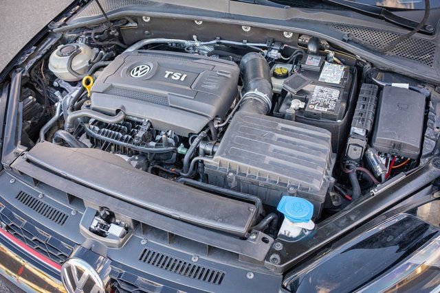 Used 2018 Volkswagen GTI S image 33