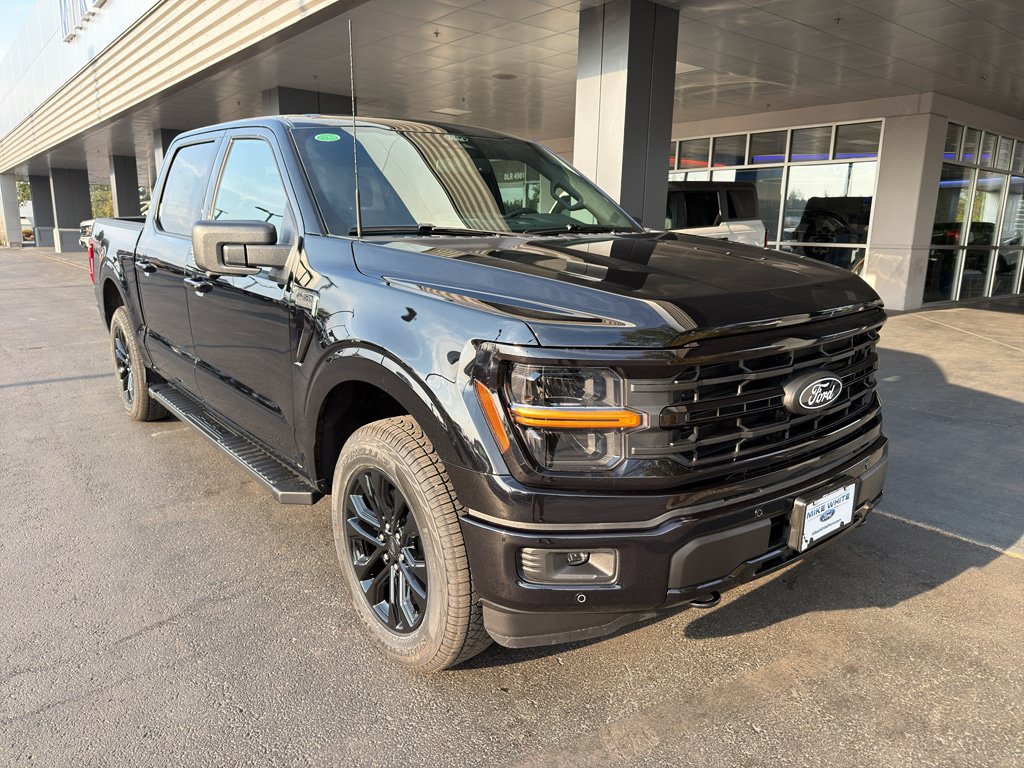 New 2026 Ford F150 XLT w/ Equipment Group 302A MID