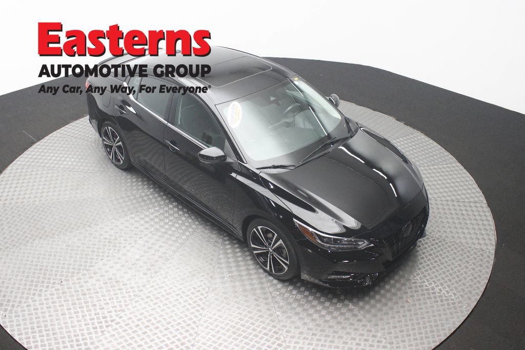 Used 2023 Nissan Sentra SR w/ SR Premium Package FWD image 3