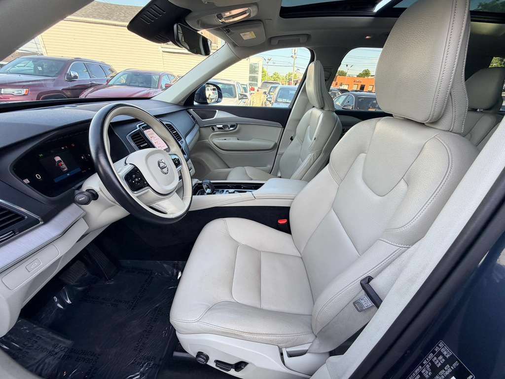 Used 2023 Volvo XC90 B5 Core w/ Climate Package AWD/4WD image 19
