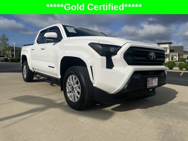 Certified 2024 Toyota Tacoma SR5 AWD/4WD image 10