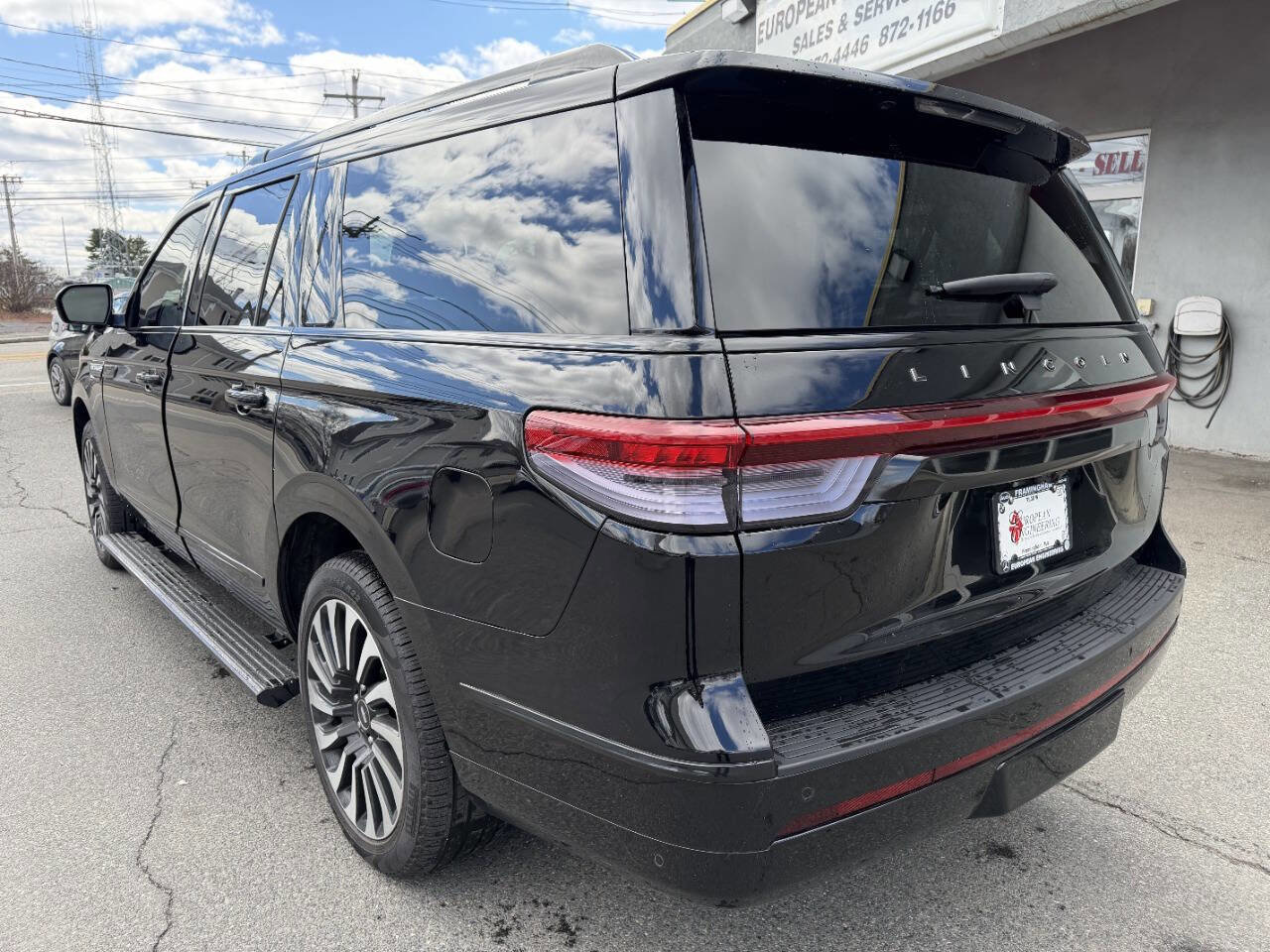 Used 2022 Lincoln Navigator L Black Label AWD/4WD image 5