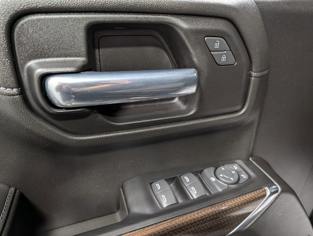 Used 2021 Chevrolet Silverado 1500 LT Trail Boss w/ Bed Protection Package AWD/4WD image 14