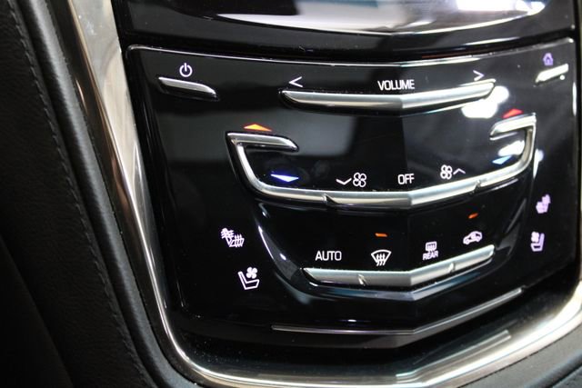 Used 2019 Cadillac CTS Luxury image 18