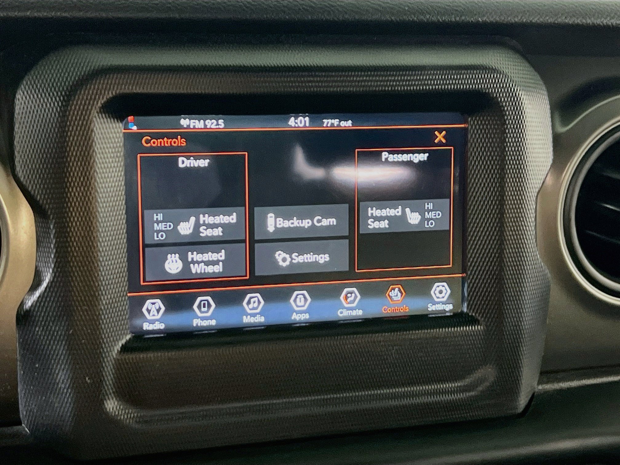 Used 2023 Jeep Wrangler Unlimited Sport AWD/4WD image 19