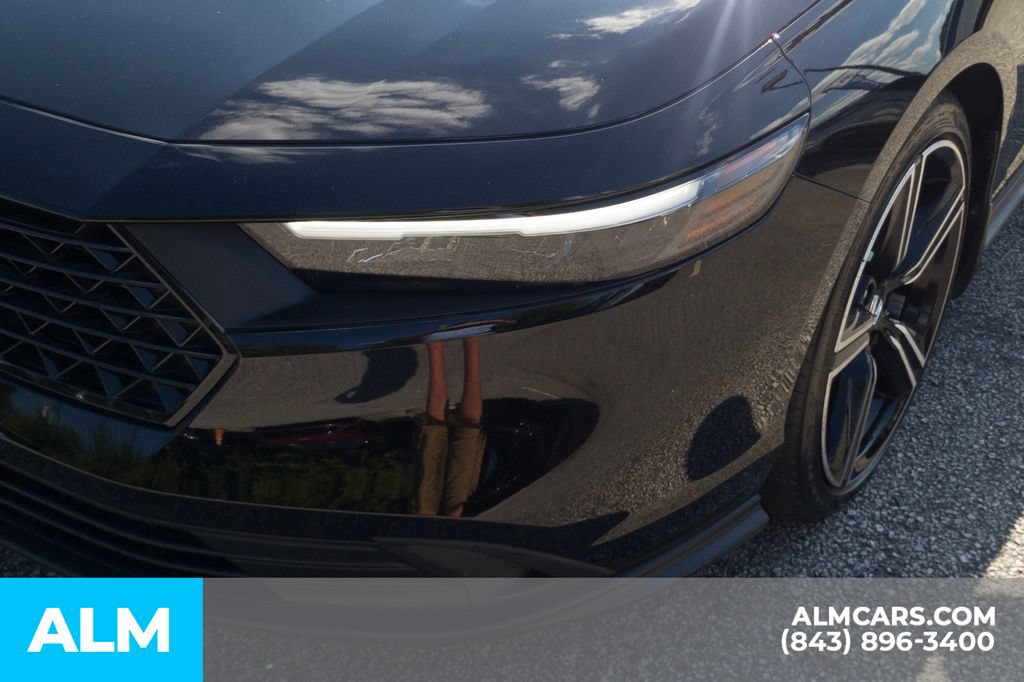 Used 2025 Honda Accord Sport image 11
