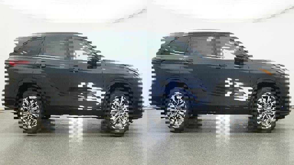 New 2026 Toyota Highlander Platinum image 27