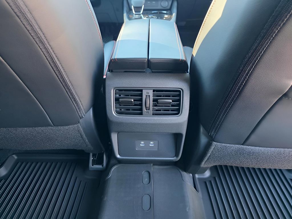 New 2026 Nissan Rogue SV image 12