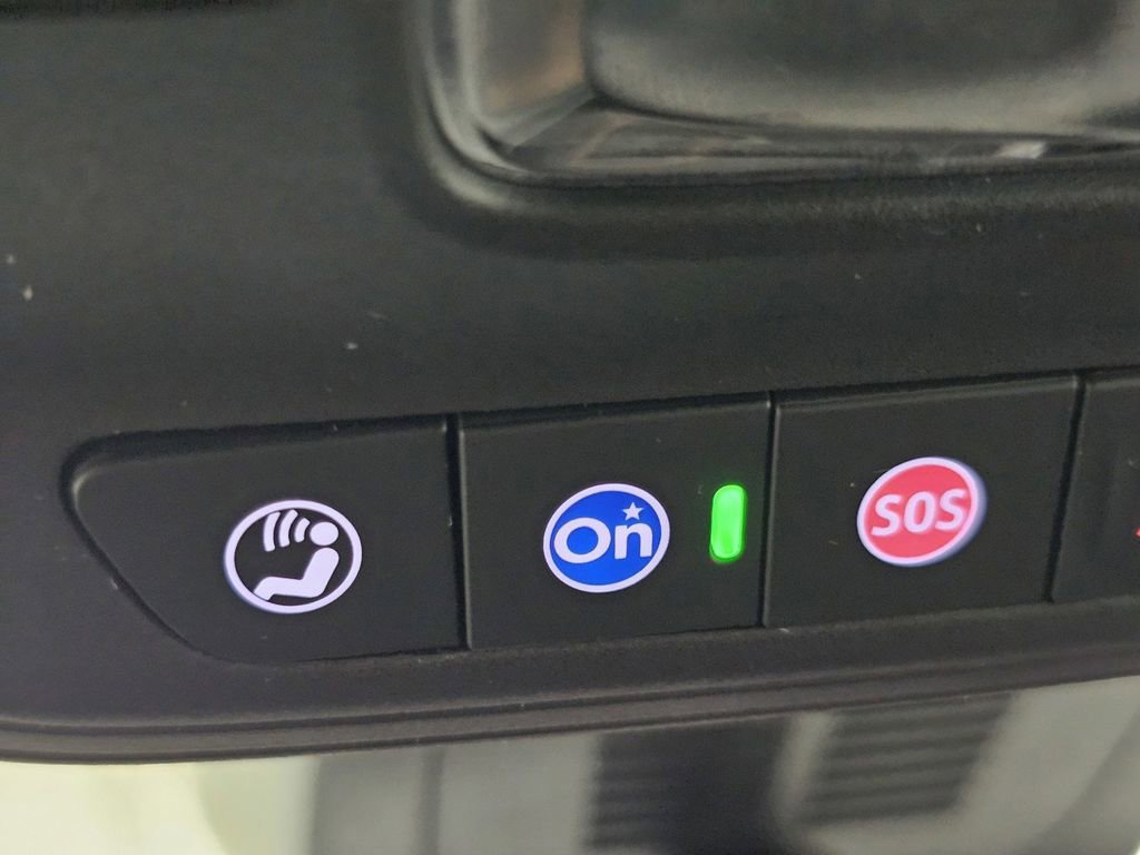 Used 2025 GMC Terrain Elevation AWD/4WD image 17