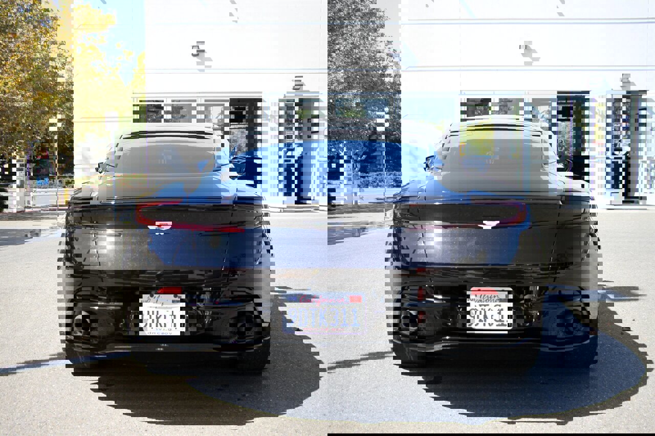 Used 2018 Aston Martin DB11 Coupe image 7