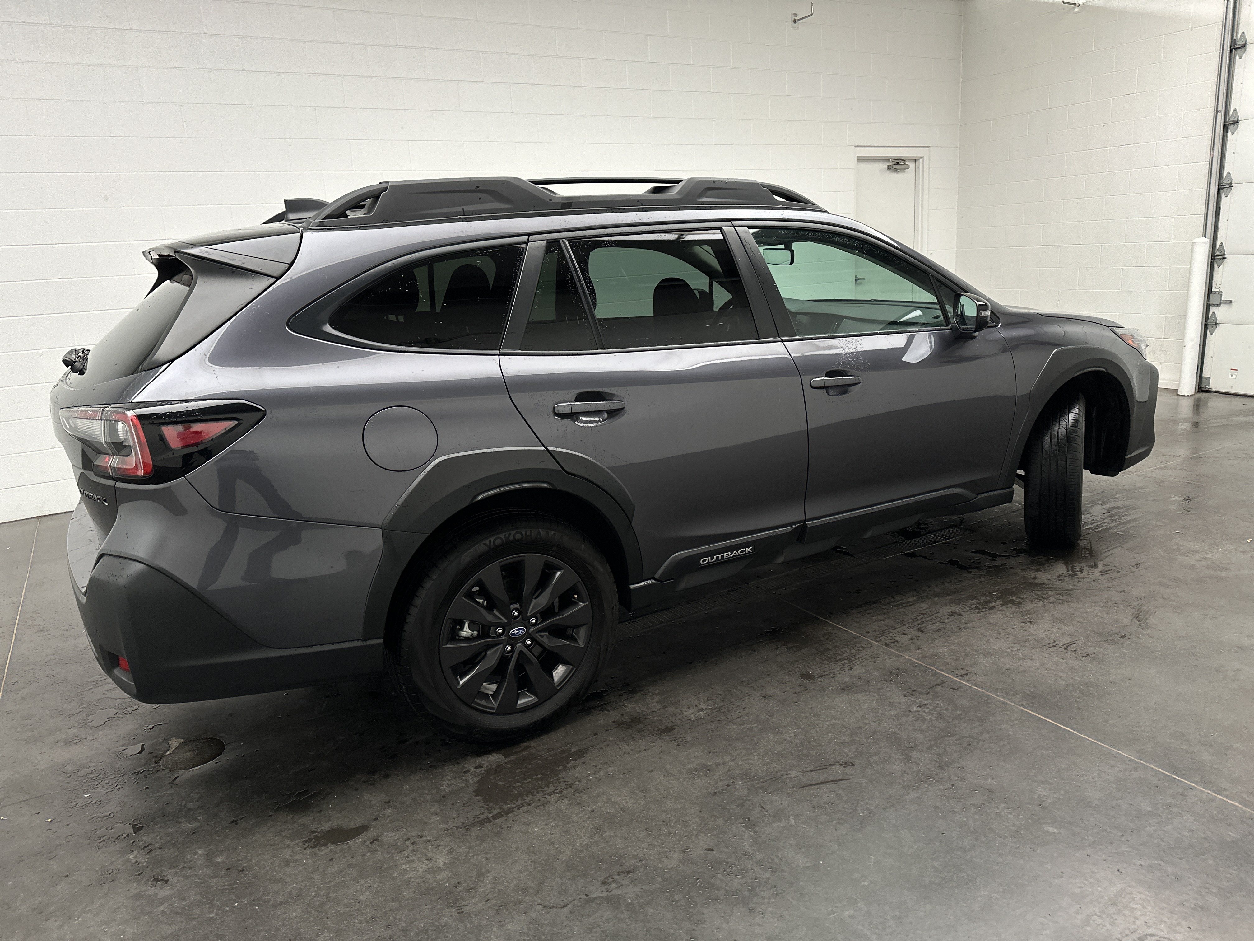 Used 2025 Subaru Outback Onyx Edition AWD/4WD image 7