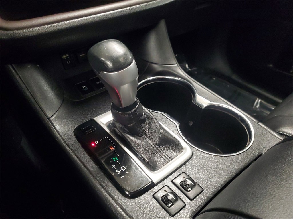 Used 2019 Toyota Highlander XLE image 31