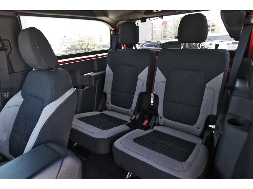 Used 2022 Ford Bronco 2-Door AWD/4WD image 14
