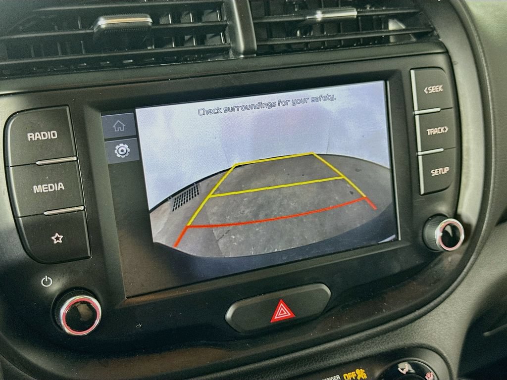 Used 2022 Kia Soul LX FWD image 11
