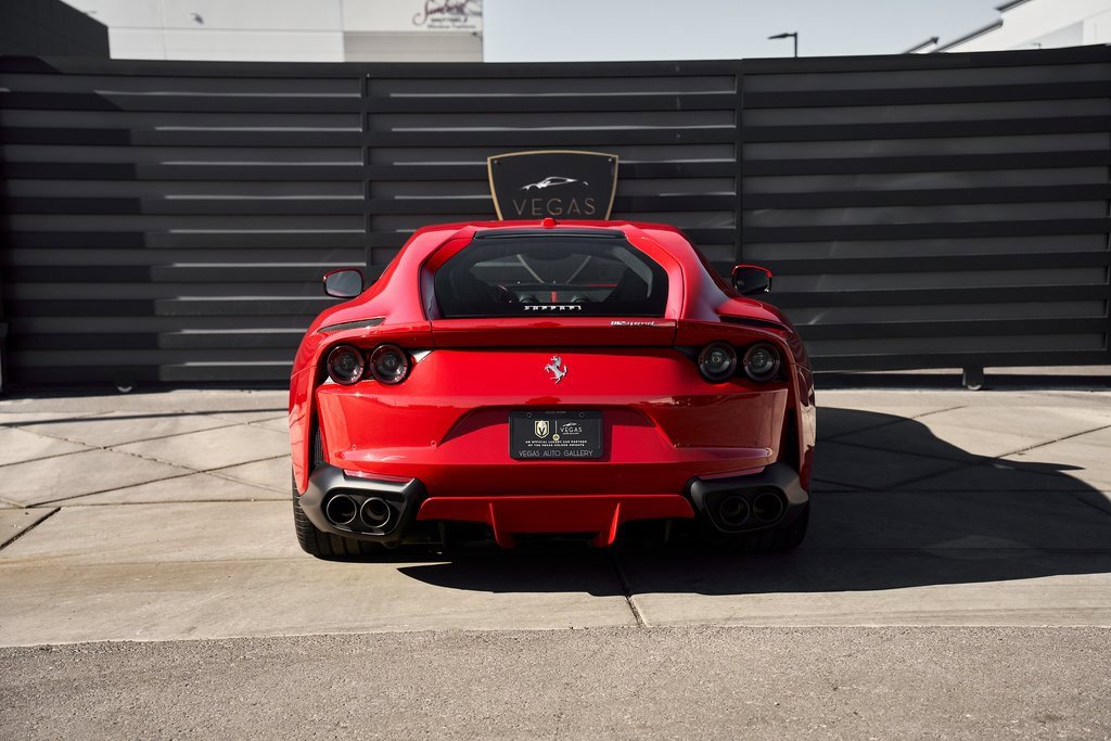 Used 2018 Ferrari 812 Superfast image 22