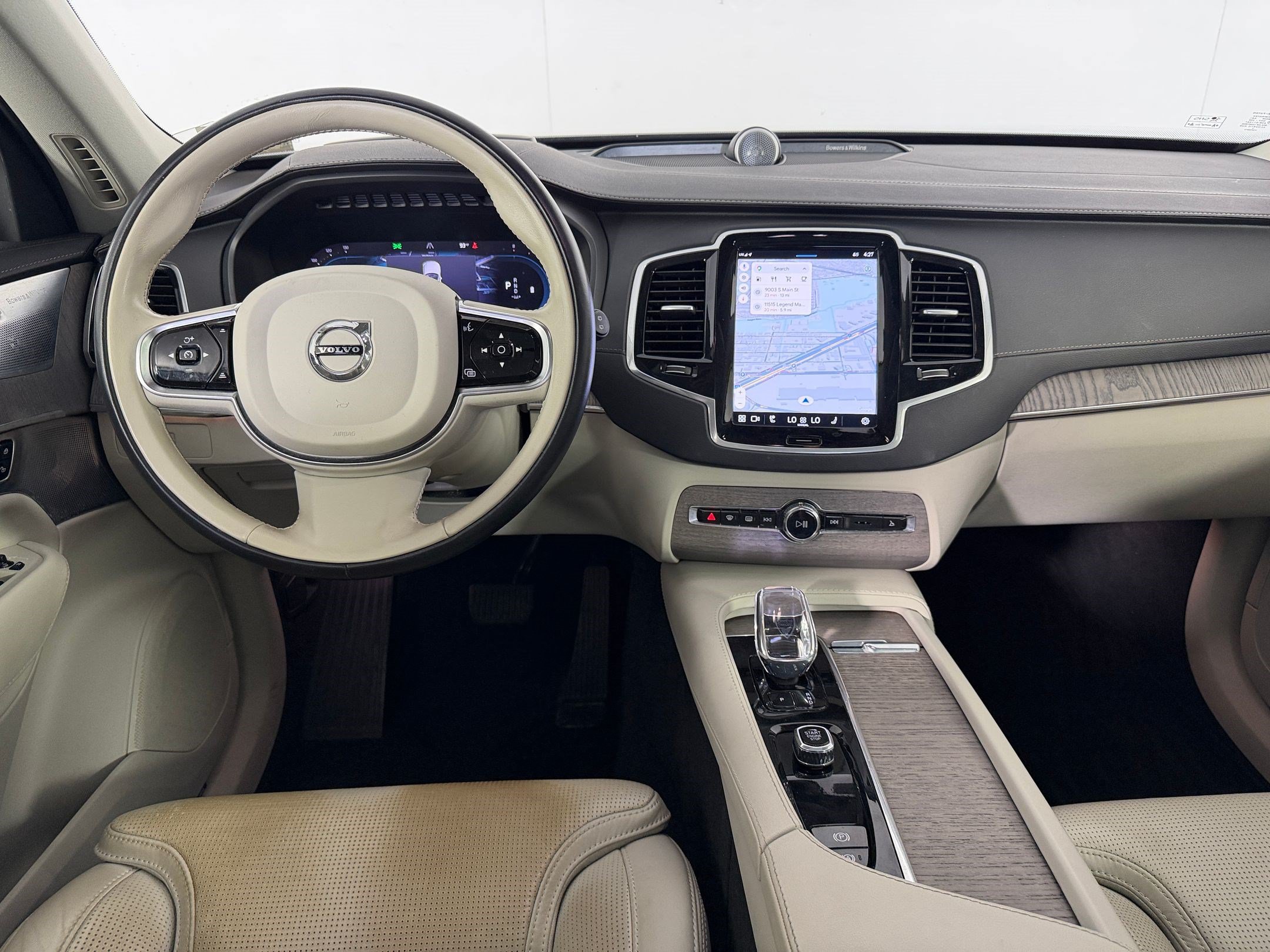 Used 2023 Volvo XC90 B6 Ultimate w/ Protection Package Premier AWD/4WD image 29