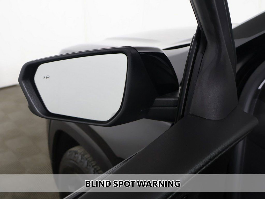 Used 2024 GMC Terrain AT4 w/ Infotainment Package II image 8