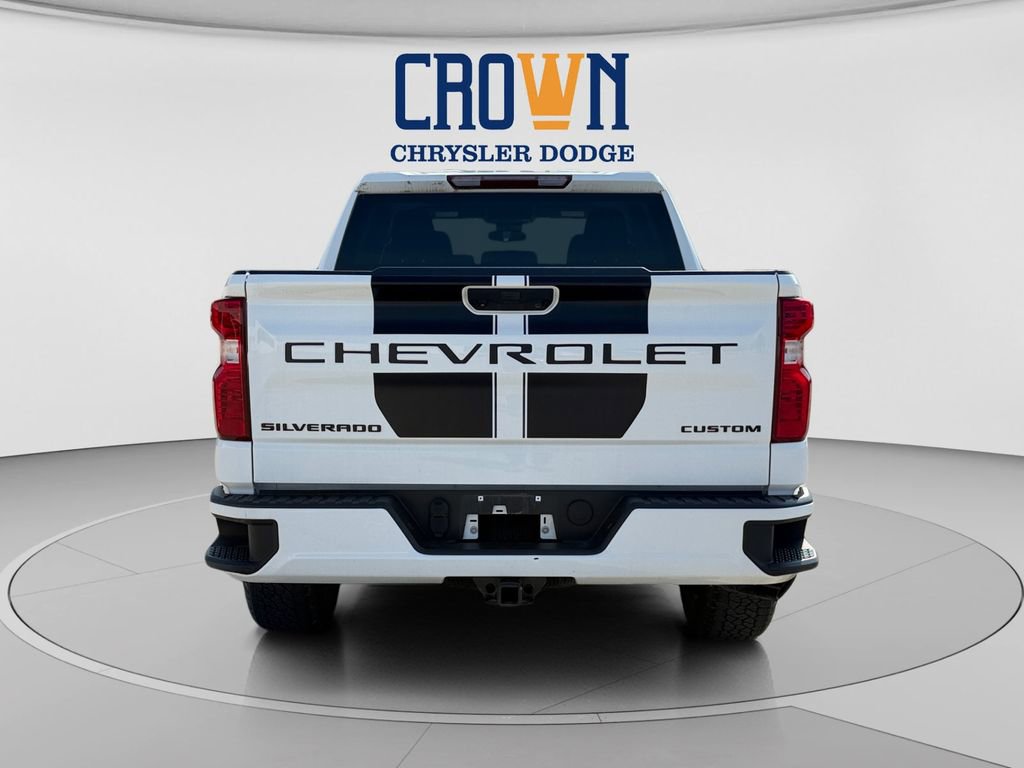 Used 2023 Chevrolet Silverado 1500 Custom w/ Rally Edition AWD/4WD image 4