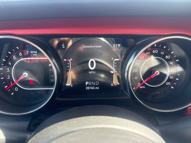Used 2022 Jeep Gladiator Rubicon w/ LED Lighting Group AWD/4WD image 17