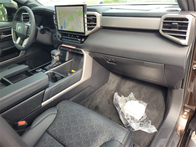 Used 2025 Toyota Tundra Limited image 18