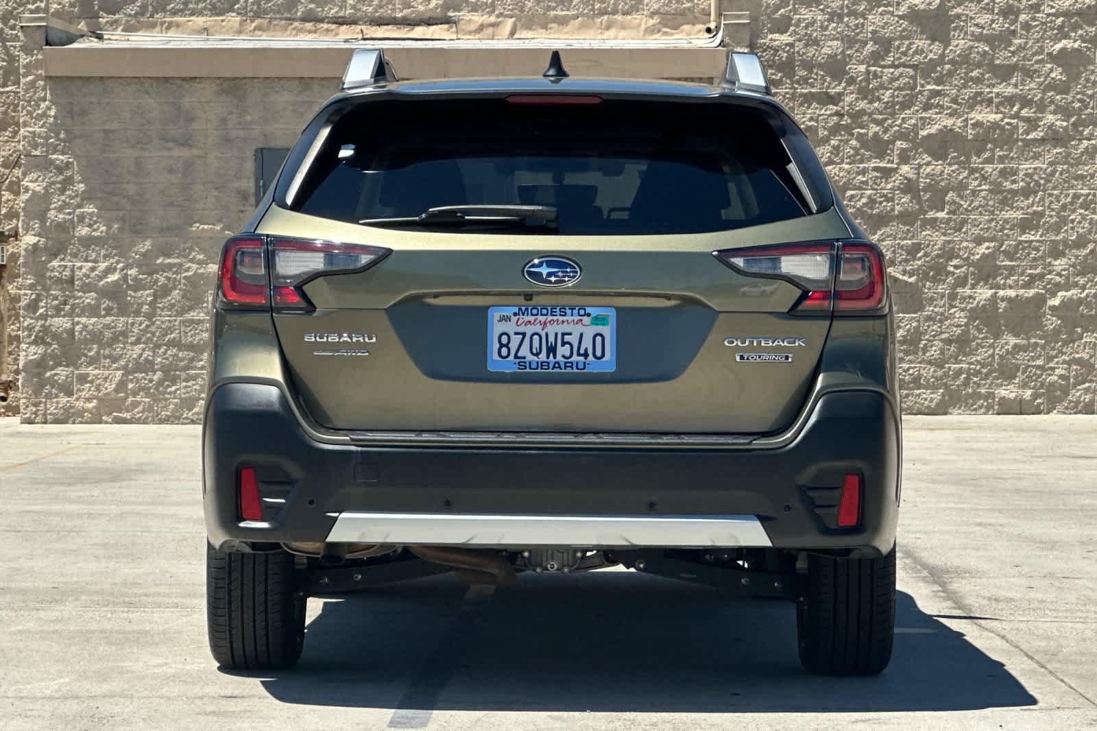 Used 2022 Subaru Outback Touring AWD/4WD image 4