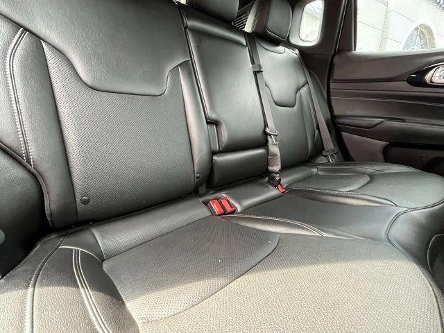 Used 2023 Jeep Compass High Altitude w/ Driver Assist Group I image 31