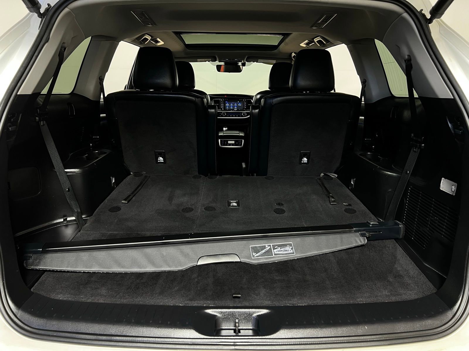 Used 2018 Toyota Highlander Limited Platinum image 32