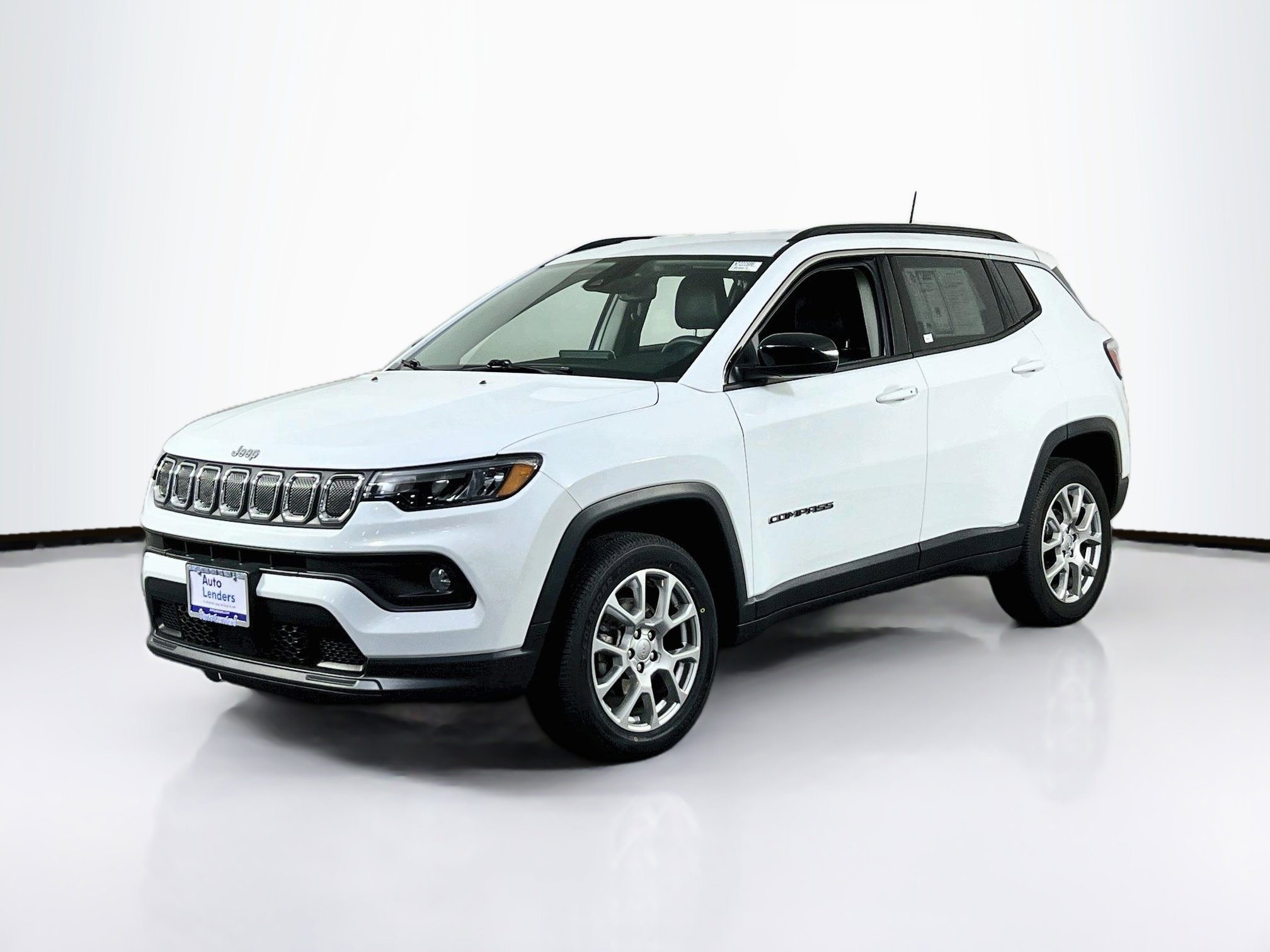 Used 2022 Jeep Compass Latitude AWD/4WD image 1