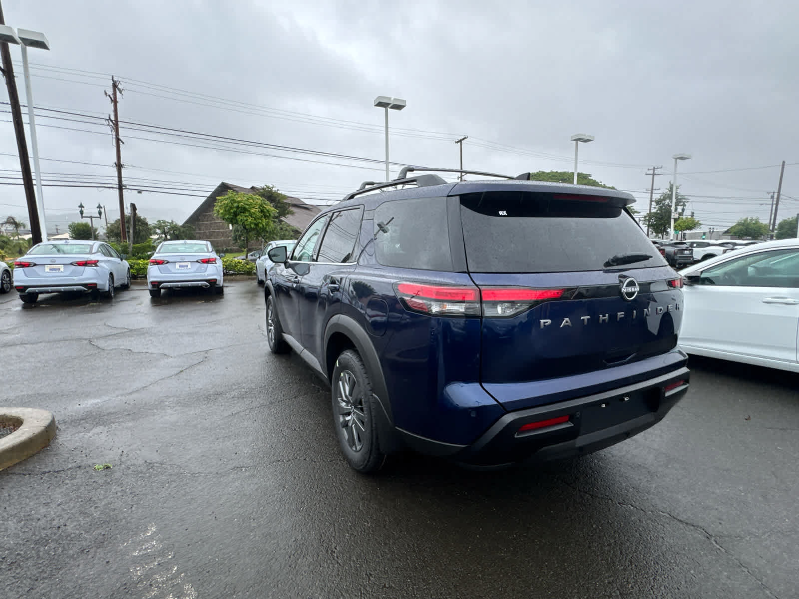New 2026 Nissan Pathfinder SV FWD image 4