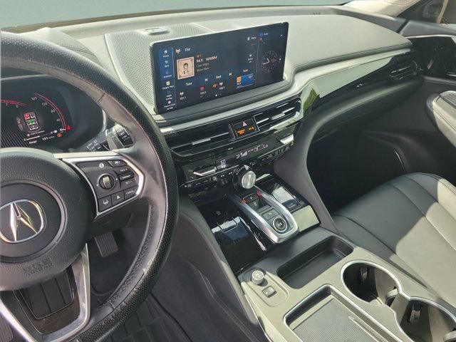 Used 2025 Acura MDX SH-AWD image 18