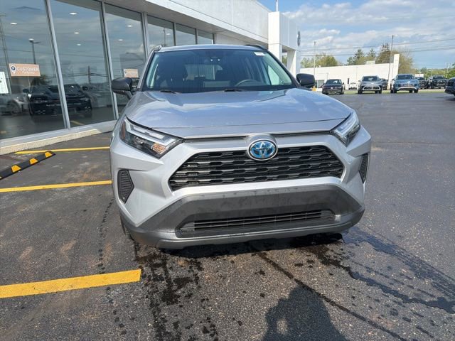 Used 2023 Toyota RAV4 LE AWD/4WD image 11