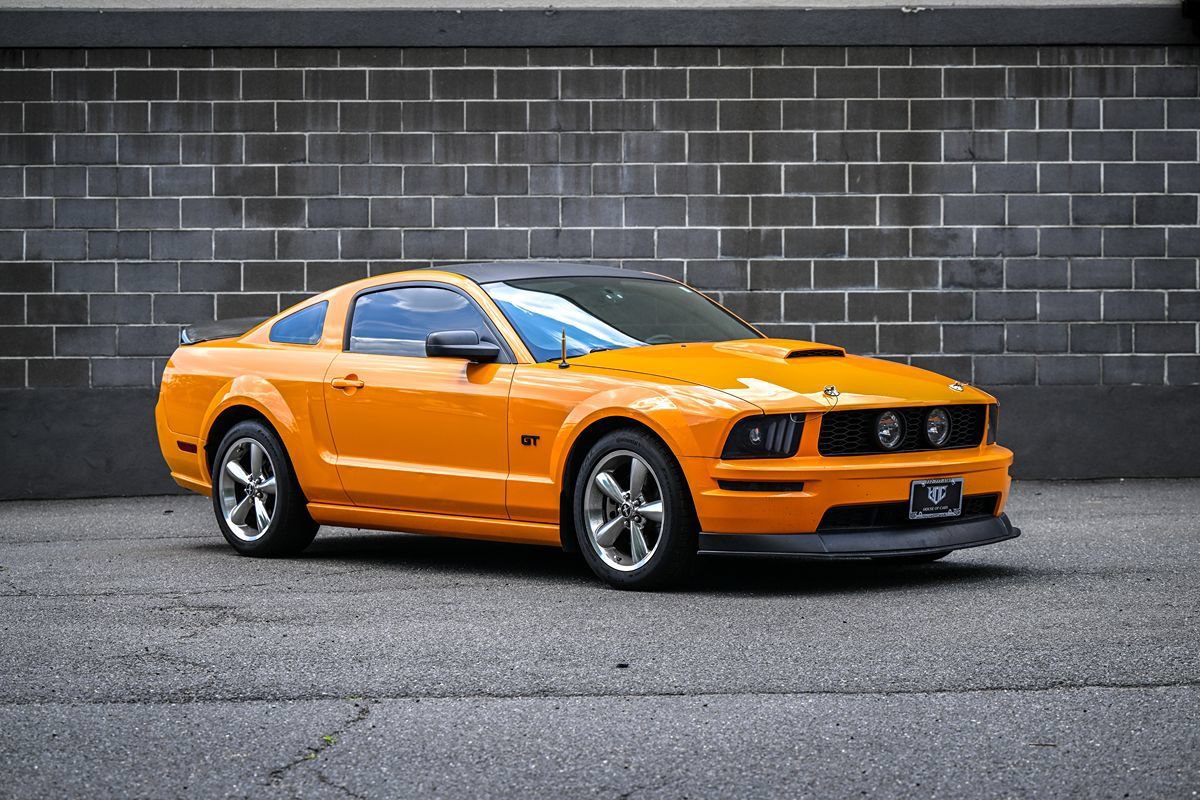 Used 2007 Ford Mustang GT Premium RWD image 2