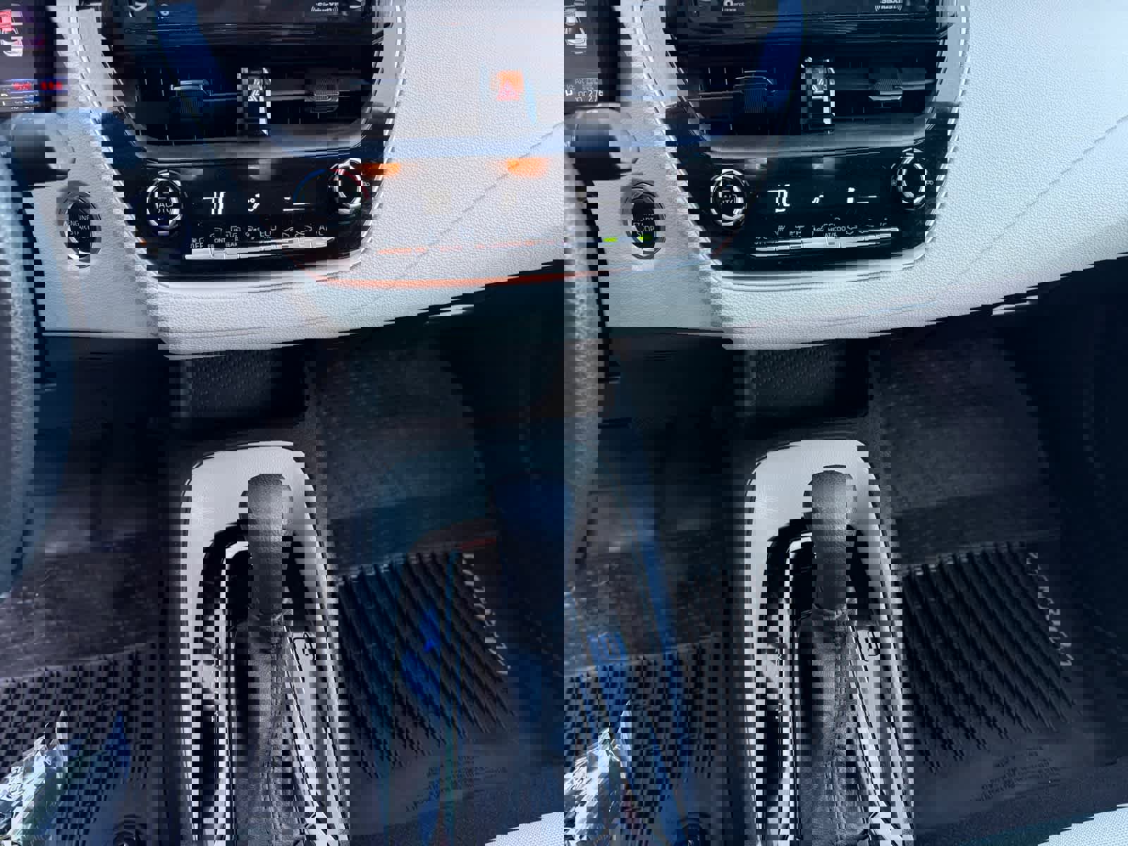 Used 2022 Toyota Corolla LE image 16