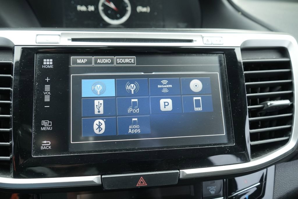 Used 2016 Honda Accord Touring image 36