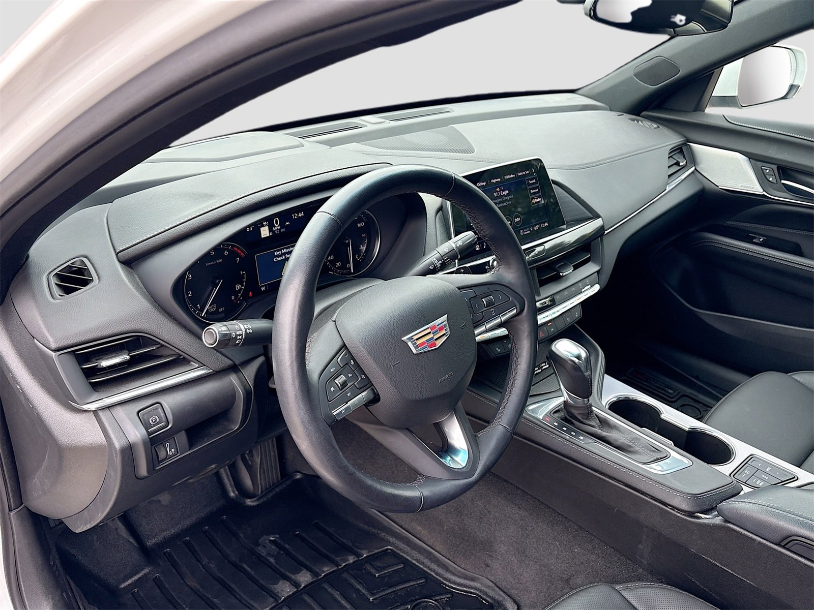 Used 2023 Cadillac CT4 Premium Luxury image 9