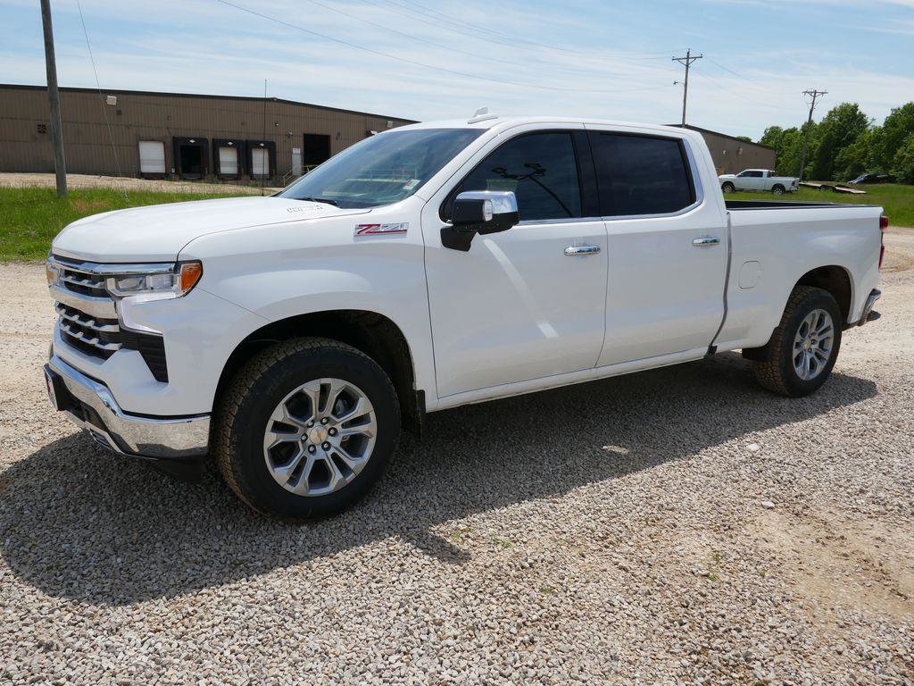 New 2026 Chevrolet Silverado 1500 LTZ AWD/4WD image 9