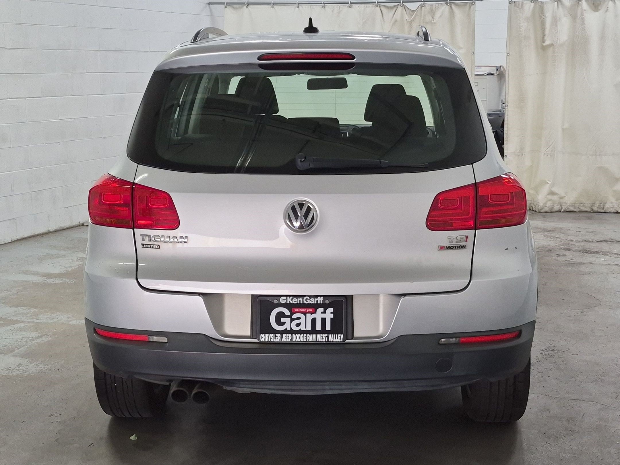 Used 2017 Volkswagen Tiguan Limited w/ Premium Package AWD/4WD image 8
