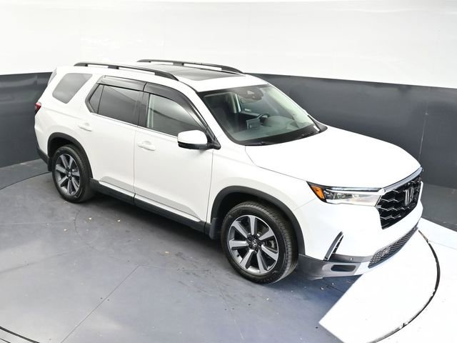 Used 2025 Honda Pilot Elite image 25