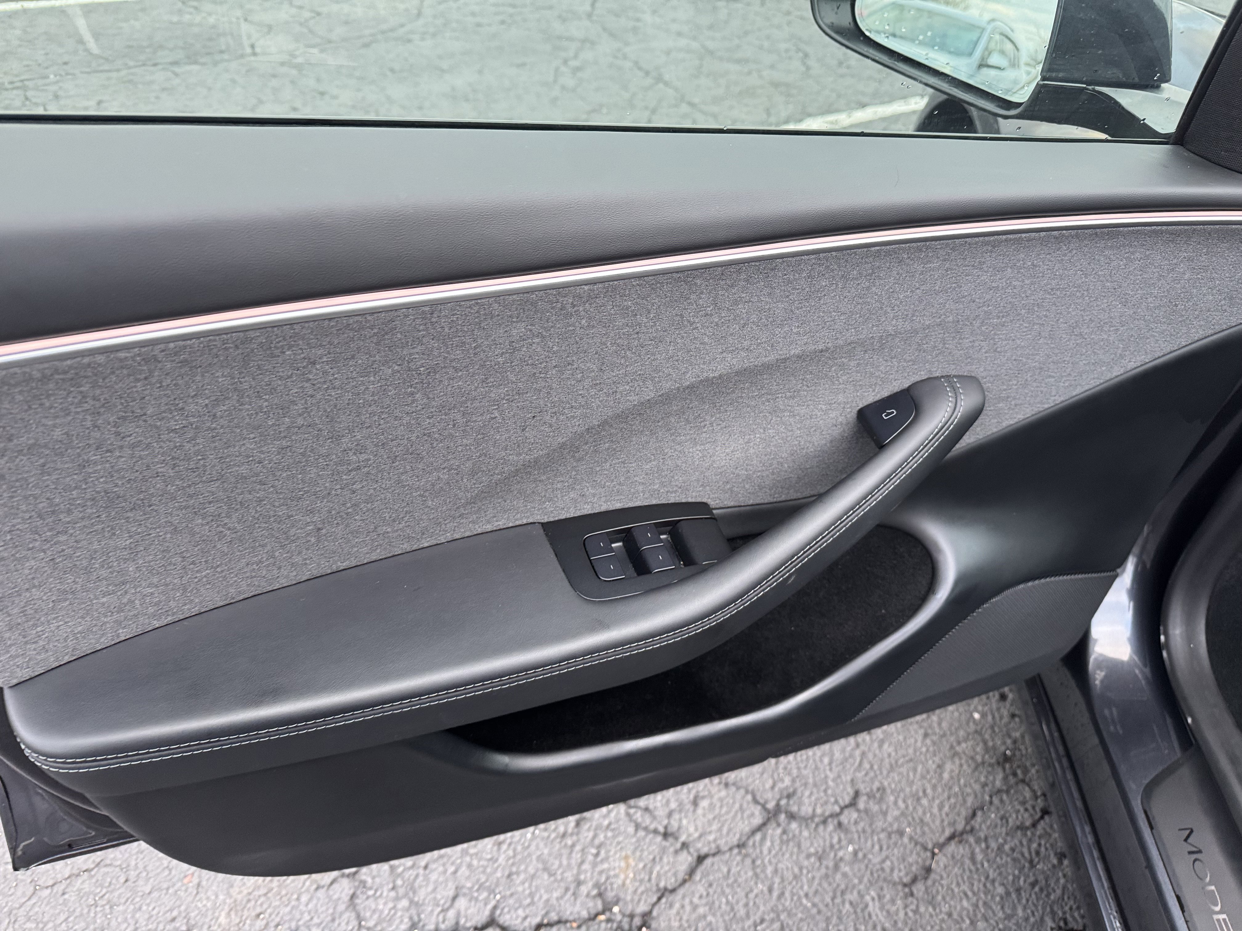 Used 2024 Tesla Model 3 Standard Range image 24