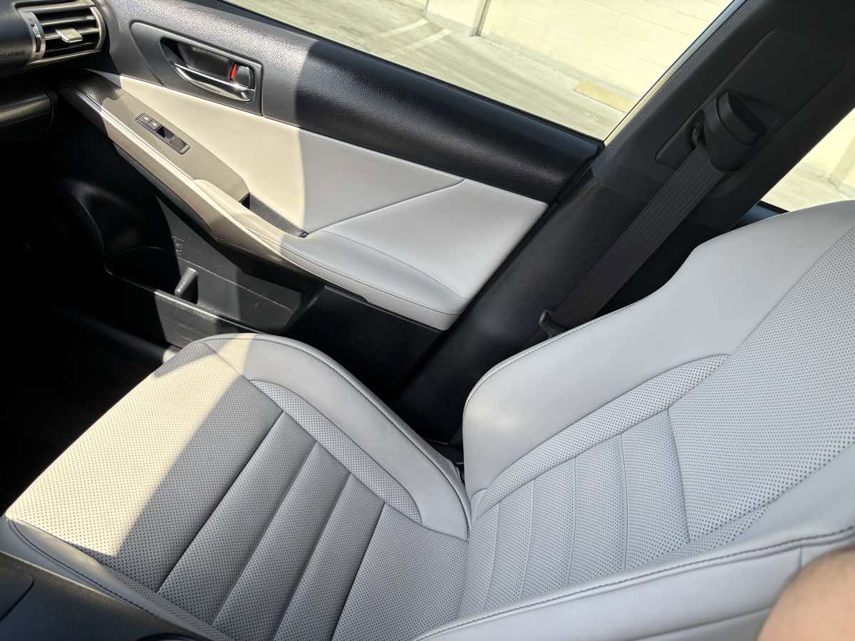 Used 2015 Lexus IS 250 w/ F-Sport Package image 39