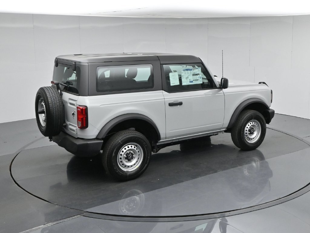 New 2026 Ford Bronco 2-Door AWD/4WD image 37