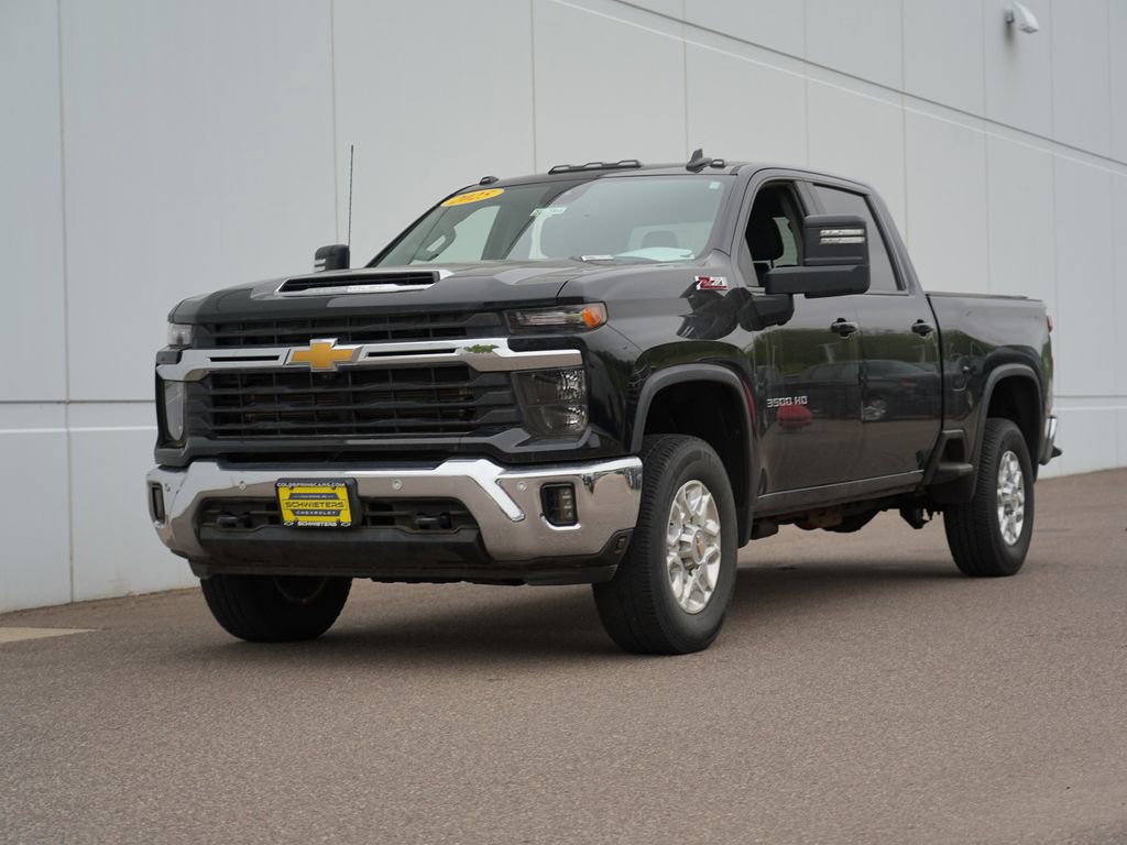 Used 2025 Chevrolet Silverado 3500 LT w/ All Star Edition AWD/4WD image 7