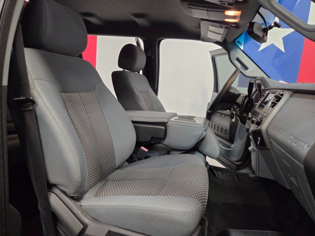 Used 2015 Ford F250 XLT w/ XLT Premium Package AWD/4WD image 68