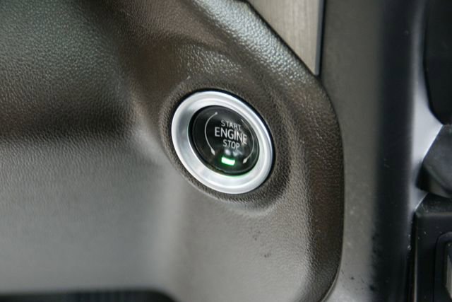 Used 2021 GMC Sierra 2500 Denali w/ Denali Ultimate Package AWD/4WD image 27