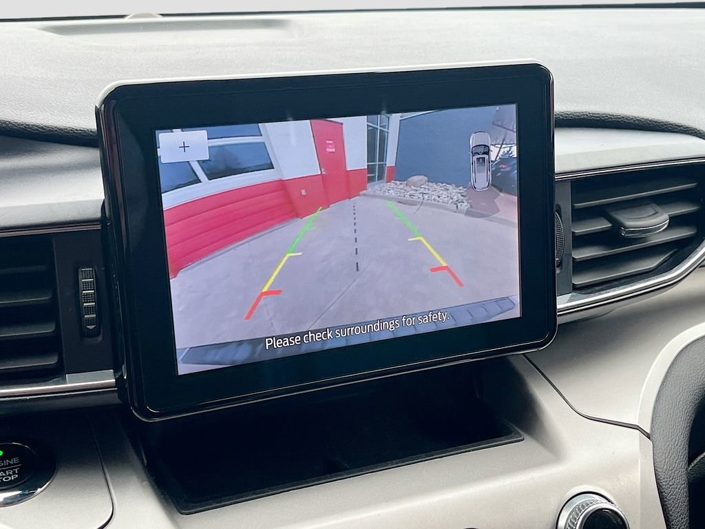 Used 2021 Ford Explorer XLT w/ Equipment Group 202A image 14