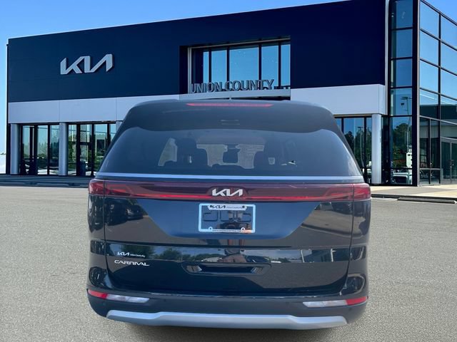 Certified 2024 Kia Carnival LX FWD image 5