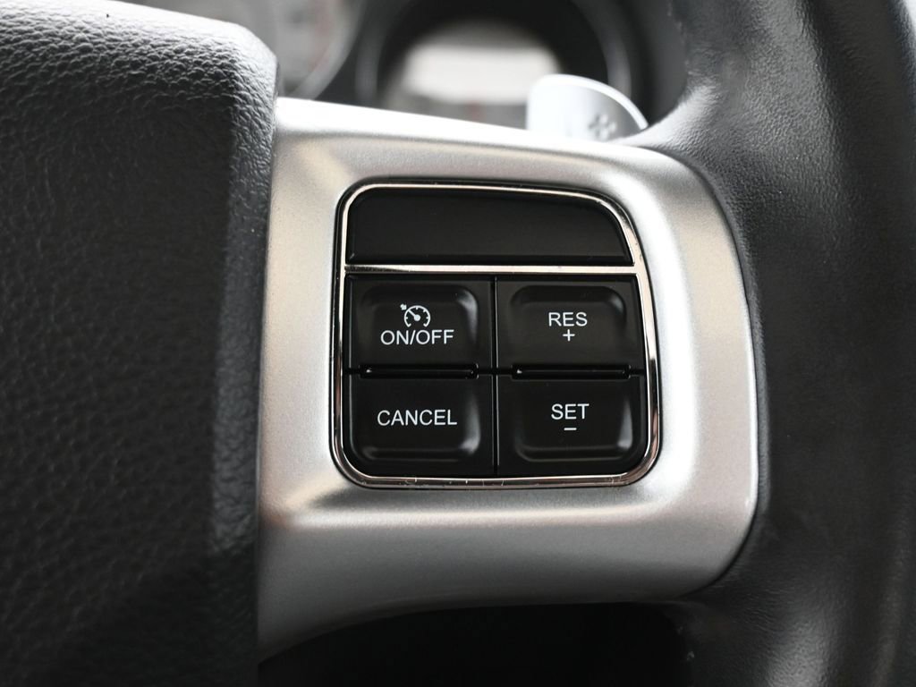 Used 2014 Dodge Challenger R/T Plus image 22