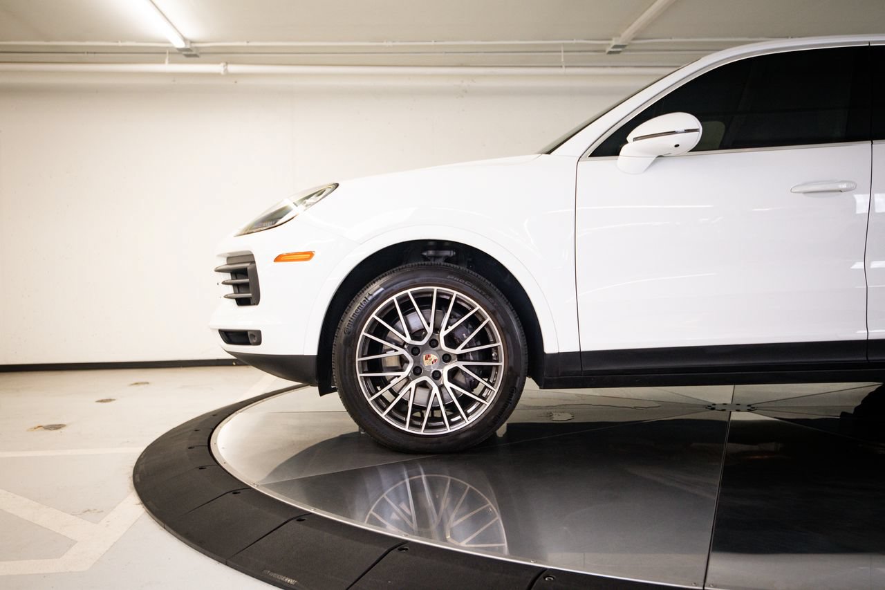 Certified 2023 Porsche Cayenne AWD/4WD image 11